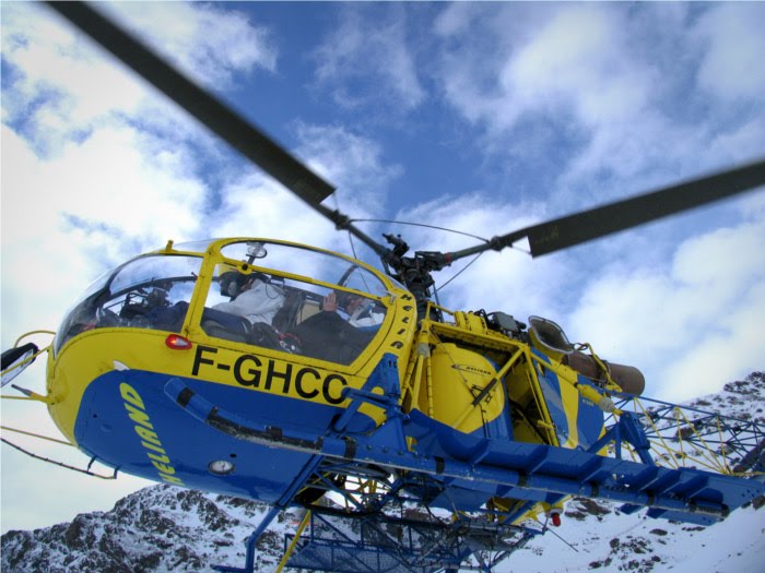 [Heli_3.jpg]