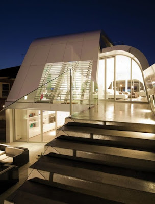 Modern Exterior Moebius House by Tony Owen Partners Modern Moebius House