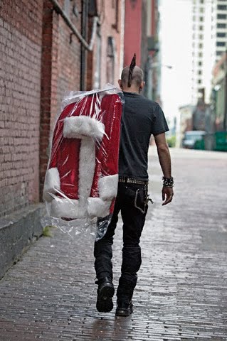 [santa.jpg]