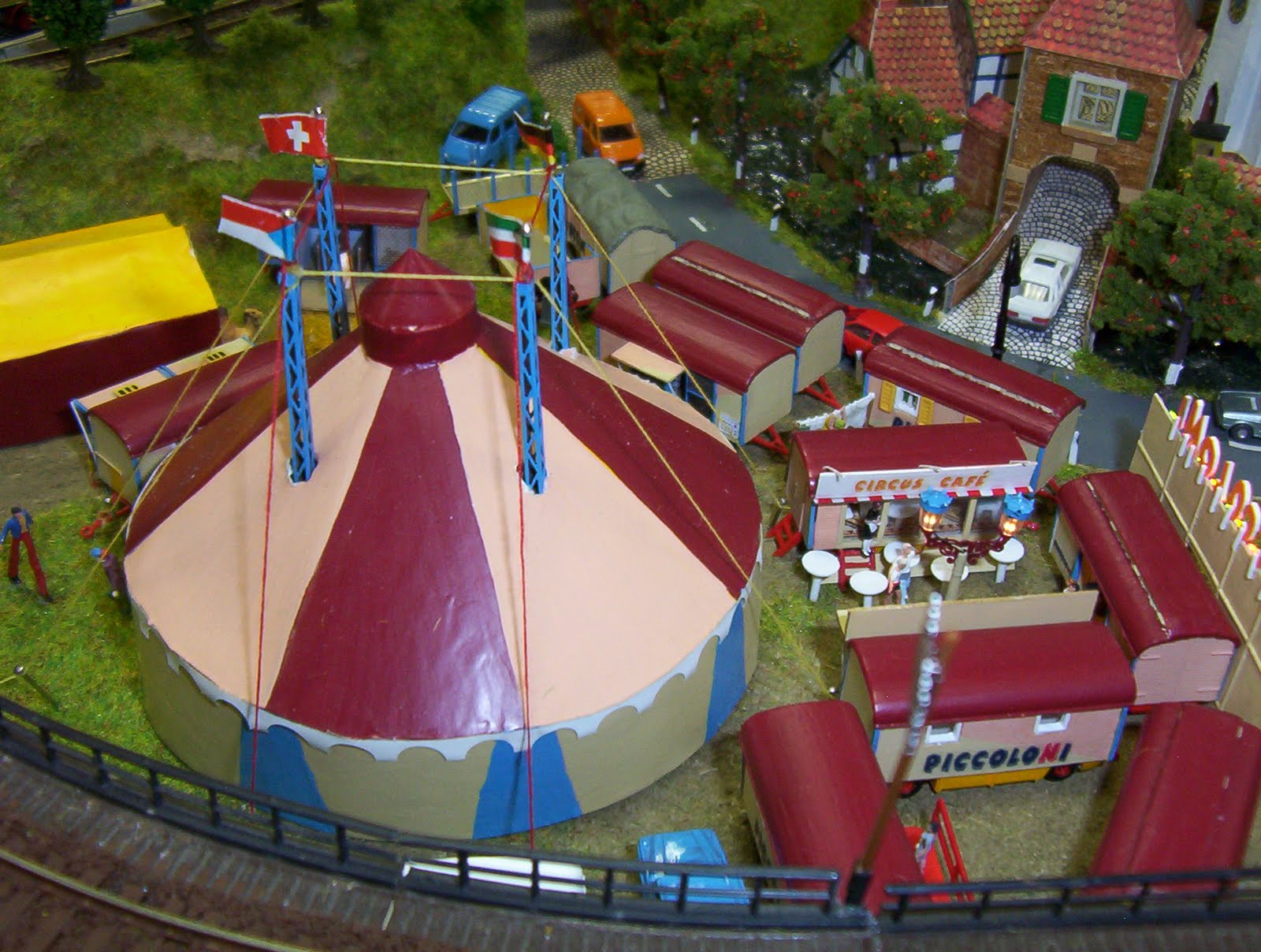 Circusmodellbau Circus Piccoloni 1160