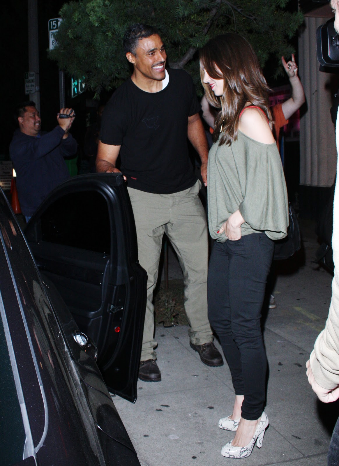 Lepaparazzi - Celebrity News and Gossip Blog: Eliza Dushku And Rick Fox Hang Out At ...1164 x 1600