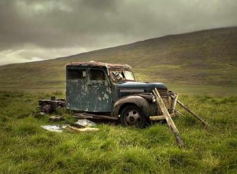 [Van_Islandia_2007.jpg]