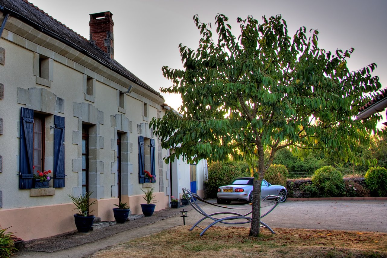 [IMG_9671+-+2009-08-21+at+06-35-13+(1).jpg]