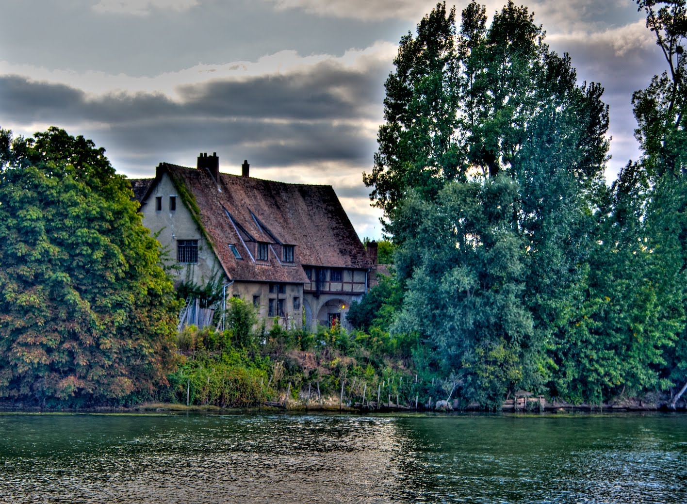 [IMG_0314+-+2009-08-27+at+17-36-01.jpg]