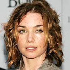 Julianne Nicholson Pics