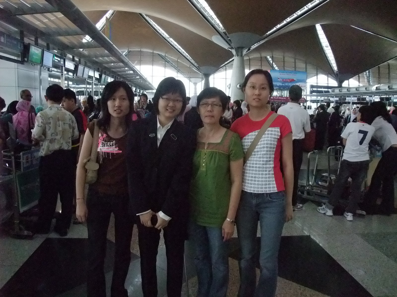 [DSCF1954.JPG]
