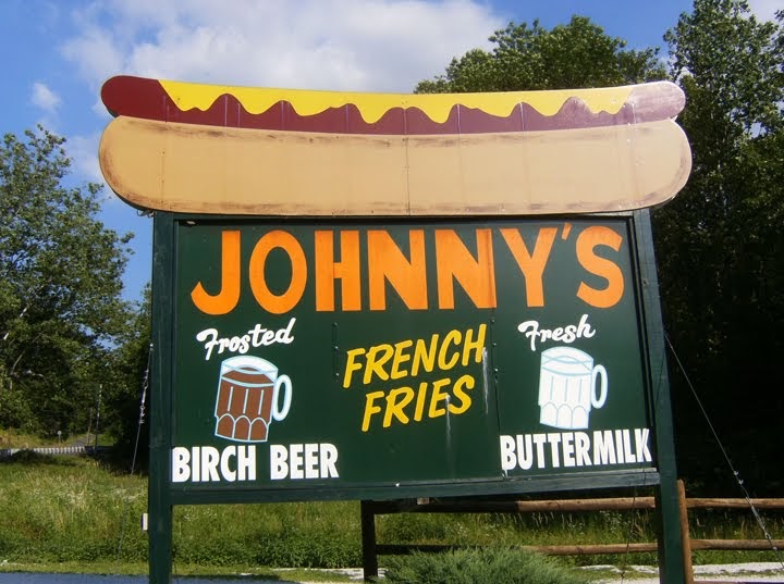 New Jersey Blues Hot Dog, Here’s Johnny’s!