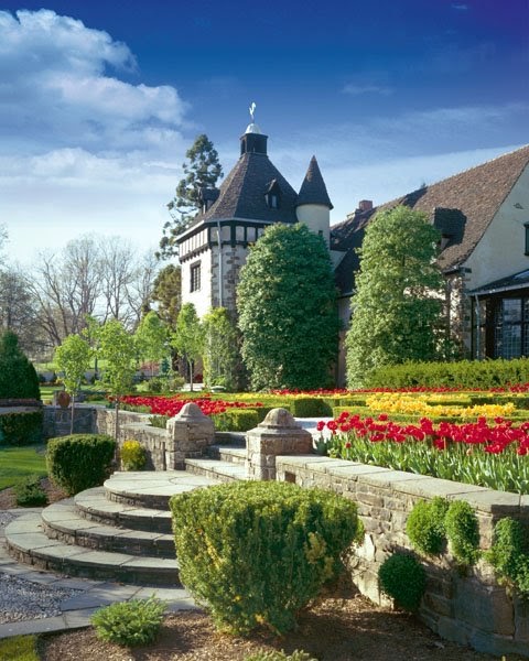 Erica durance (11 photos) oh so fabulous!: Died and went to Pleasantdale Chateau