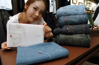 LG levis netbook special edition