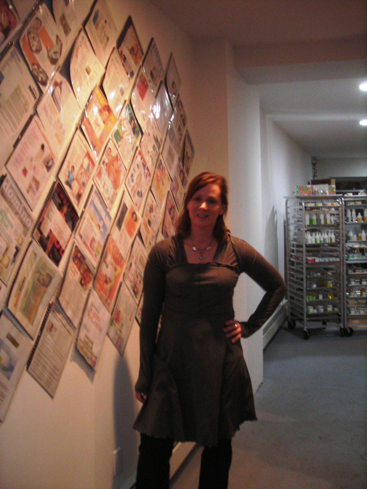 [kathleenhandonhip.JPG]