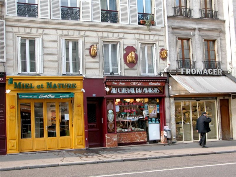 Listen up! Eating in Paris