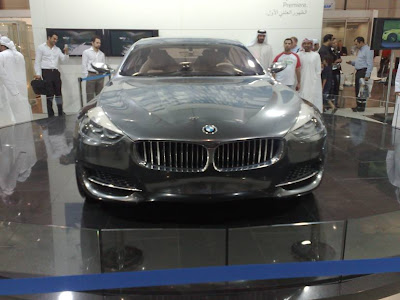 கார் கண்காட்சி - துபாய் : படங்கள் Dubai-Car-Show+%284%29