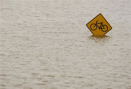 [080320.flood3.jpg]