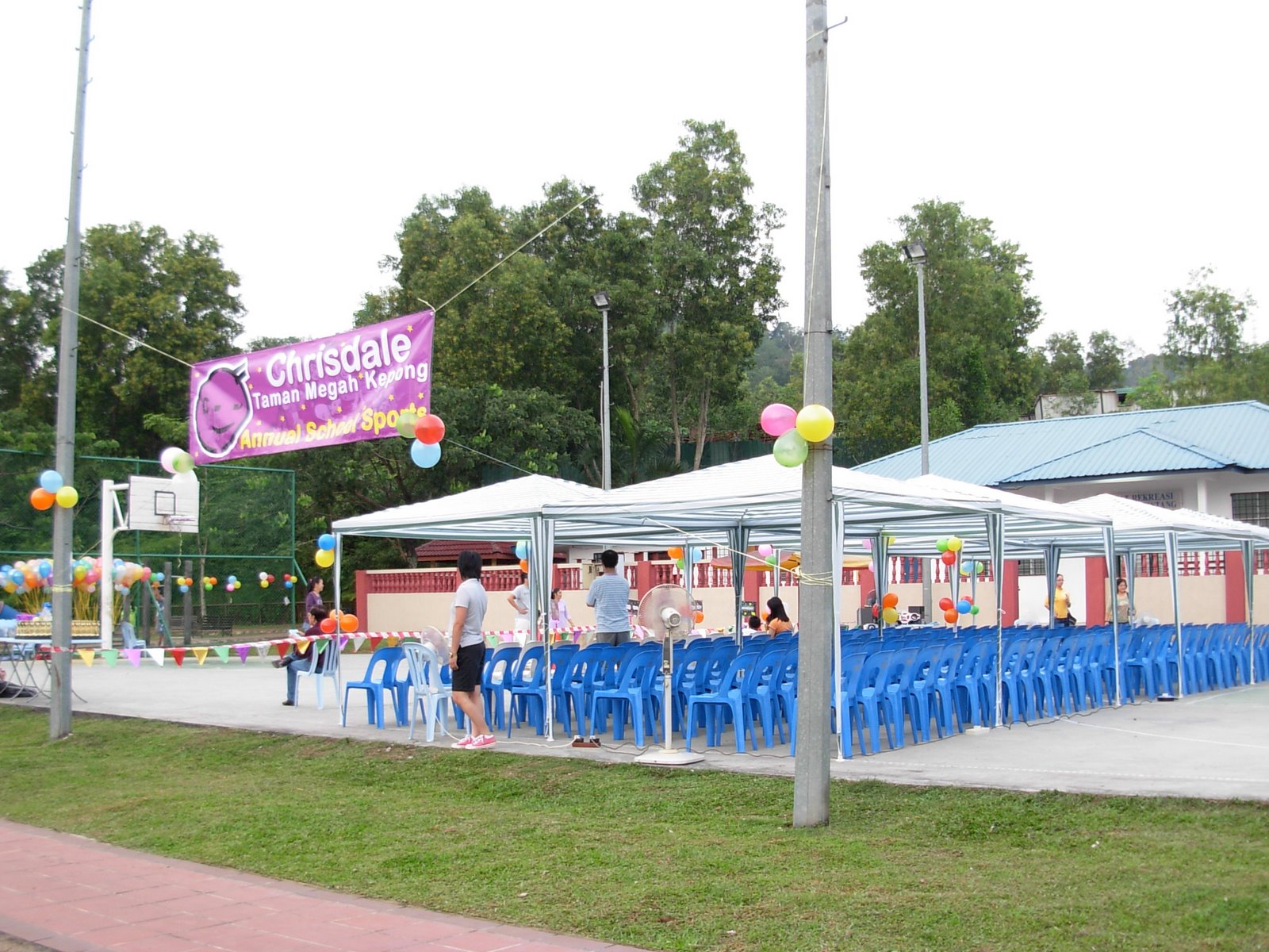 [DSCN1841.JPG]