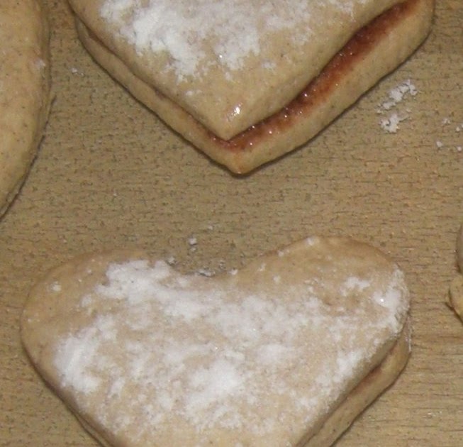 elifin tarifleri REÇELLİ KURABİYE ve ÇİLEK REÇELİ