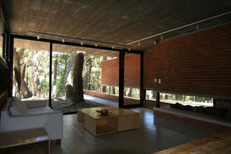 Casa de Ladrillos - BAK Arquitectos - Tecno Haus