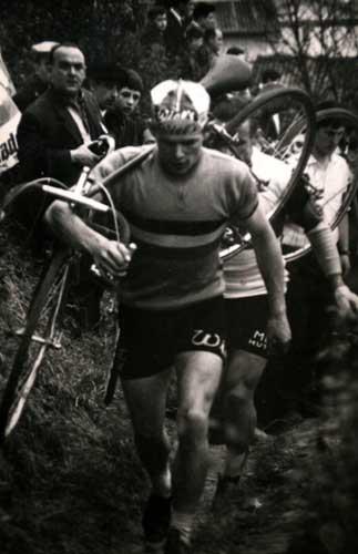 [DeVlaeminck2]