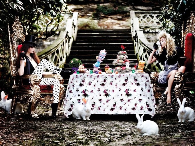 [tea-party_94768a.jpg]