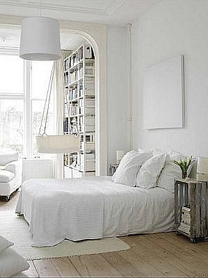 [whitebedroom.jpg]