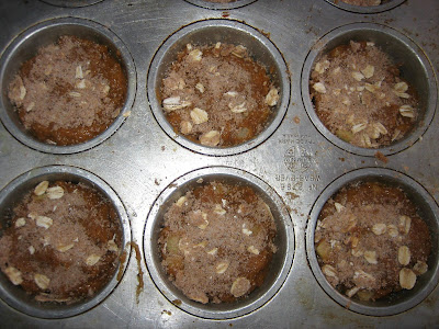Pumpkin apple muffins with cinnamon streusel