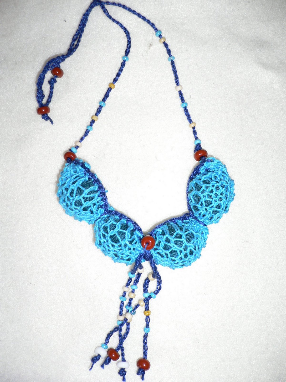 [вязание+бусы+..jpg]