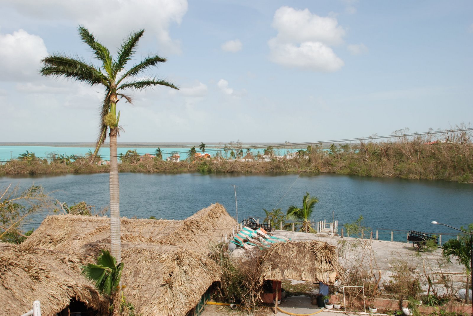 [cenote.JPG]