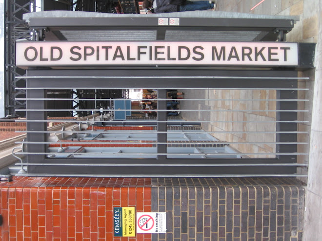 Despues me fui a otro mercado que esta super cerca de Brick Lane, que se llama como la foto indica.