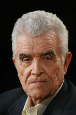 il voit des prostituées