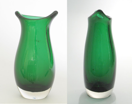 RARE Cat's Ears Vase pat. 9416