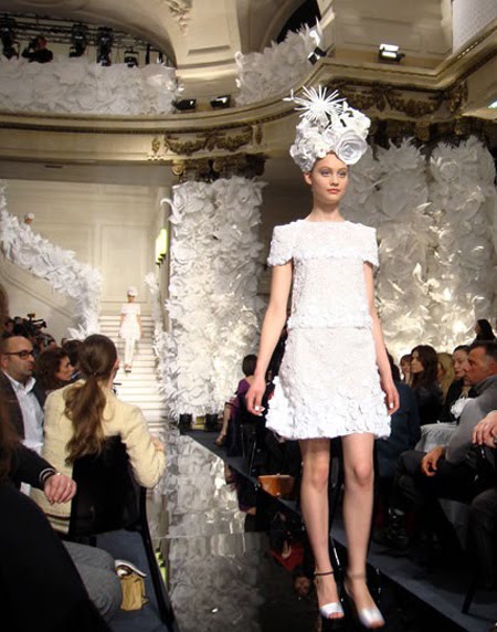 [chanel+hat.jpg]