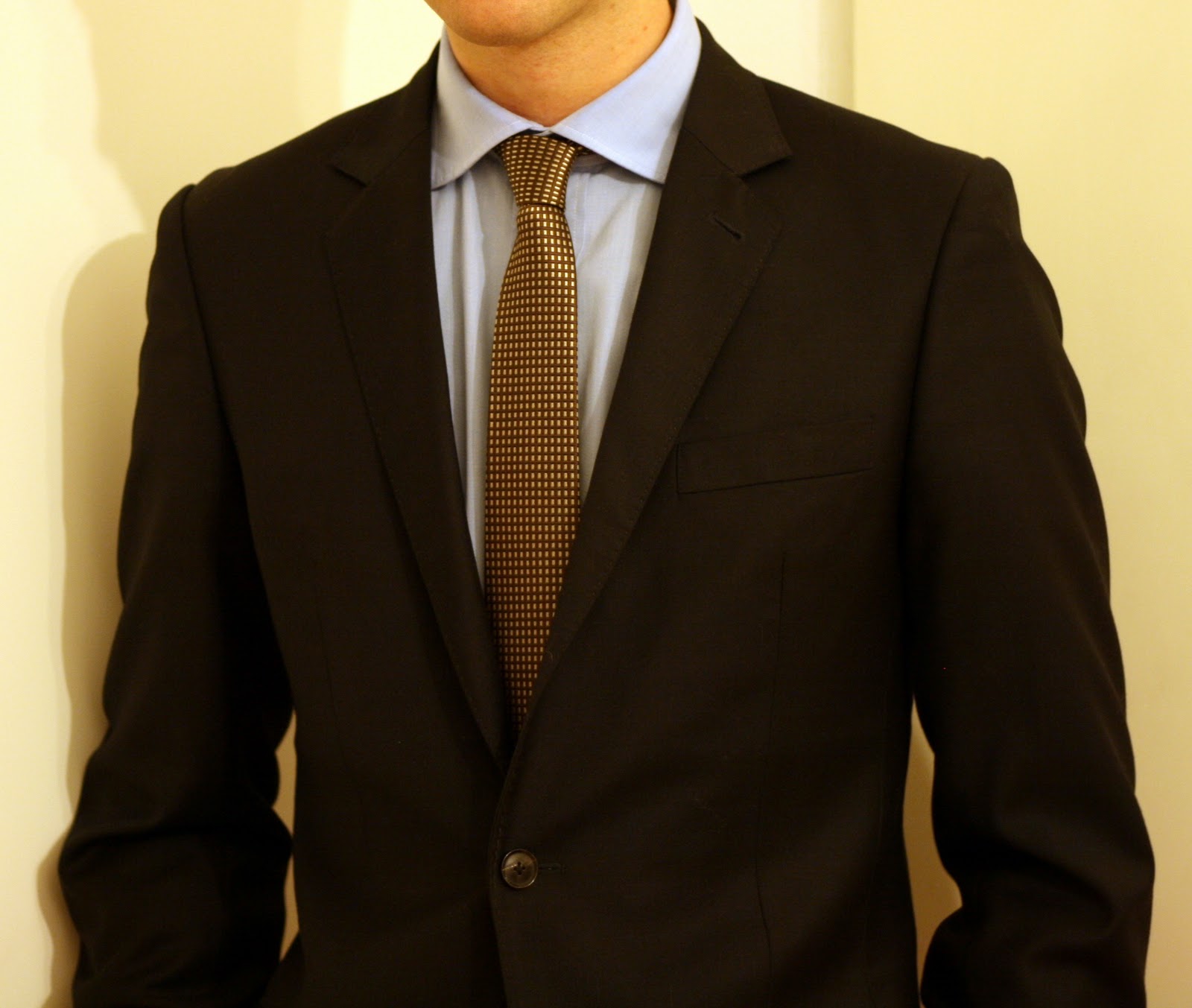 Indochino Review Navy Blue Suit