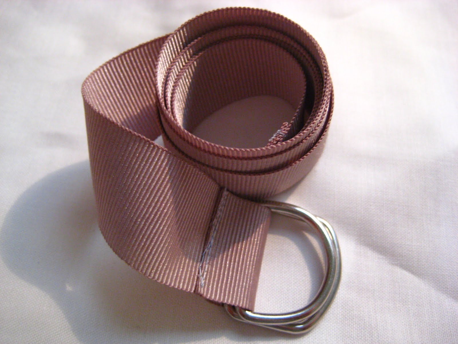 how to….make a grosgrain belt.