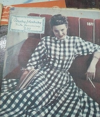 [Modas_e_Bordados-capa.JPG]