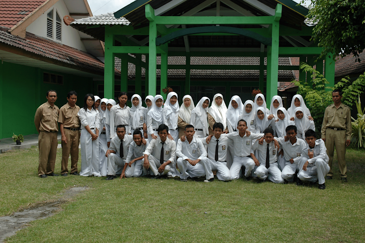 KELUARGA BESAR IPA 2008/2009 SMA N I KRETEK