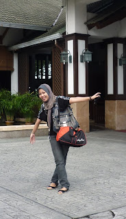 Jakun Jakuzi | aku dunia kamu..kamu dunia aku