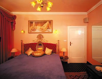 Most beautiful Bedrooms I seen today - 14 Photos | Curious, Funny