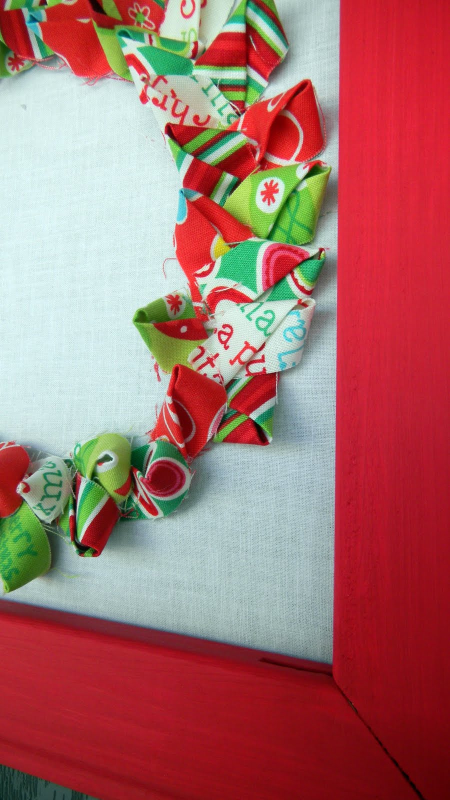 Everyday Expressions A no sew fabric wreath