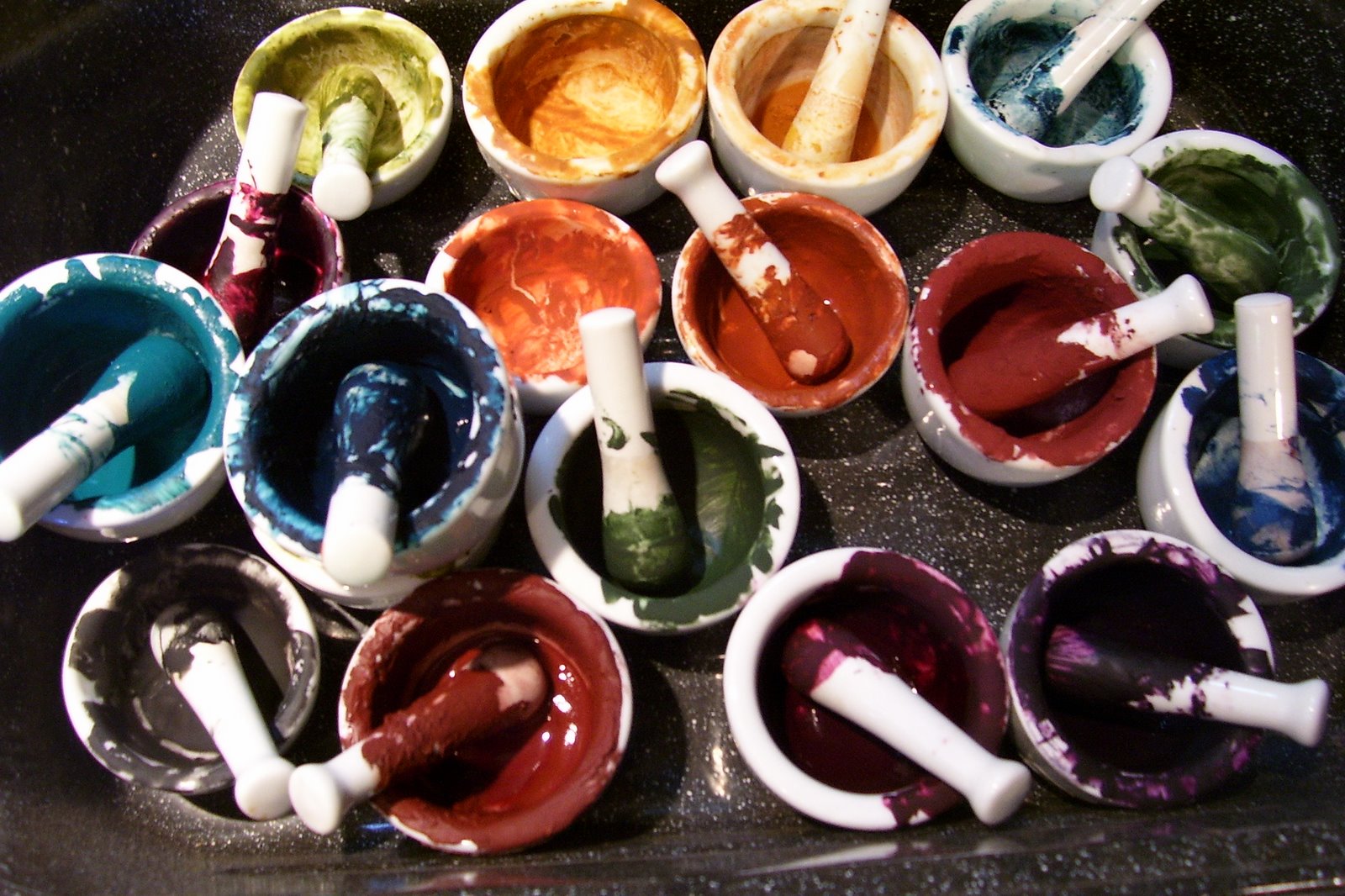 [ochre+pots.jpg]