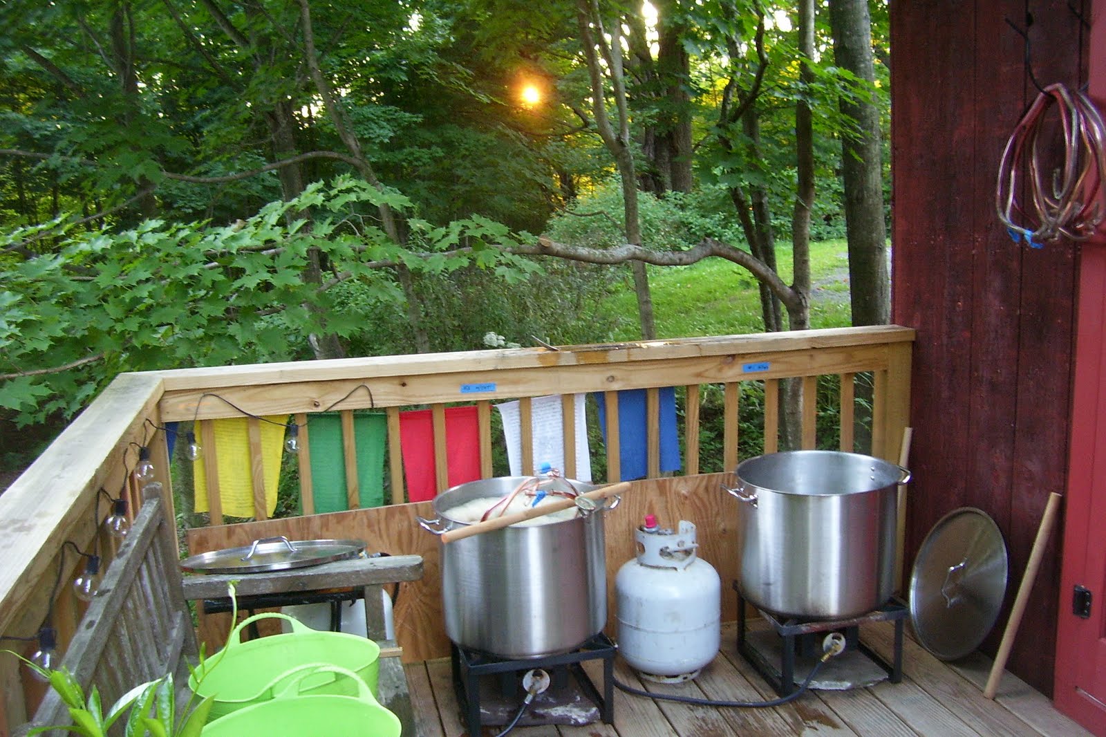 [hot+pots.jpg]