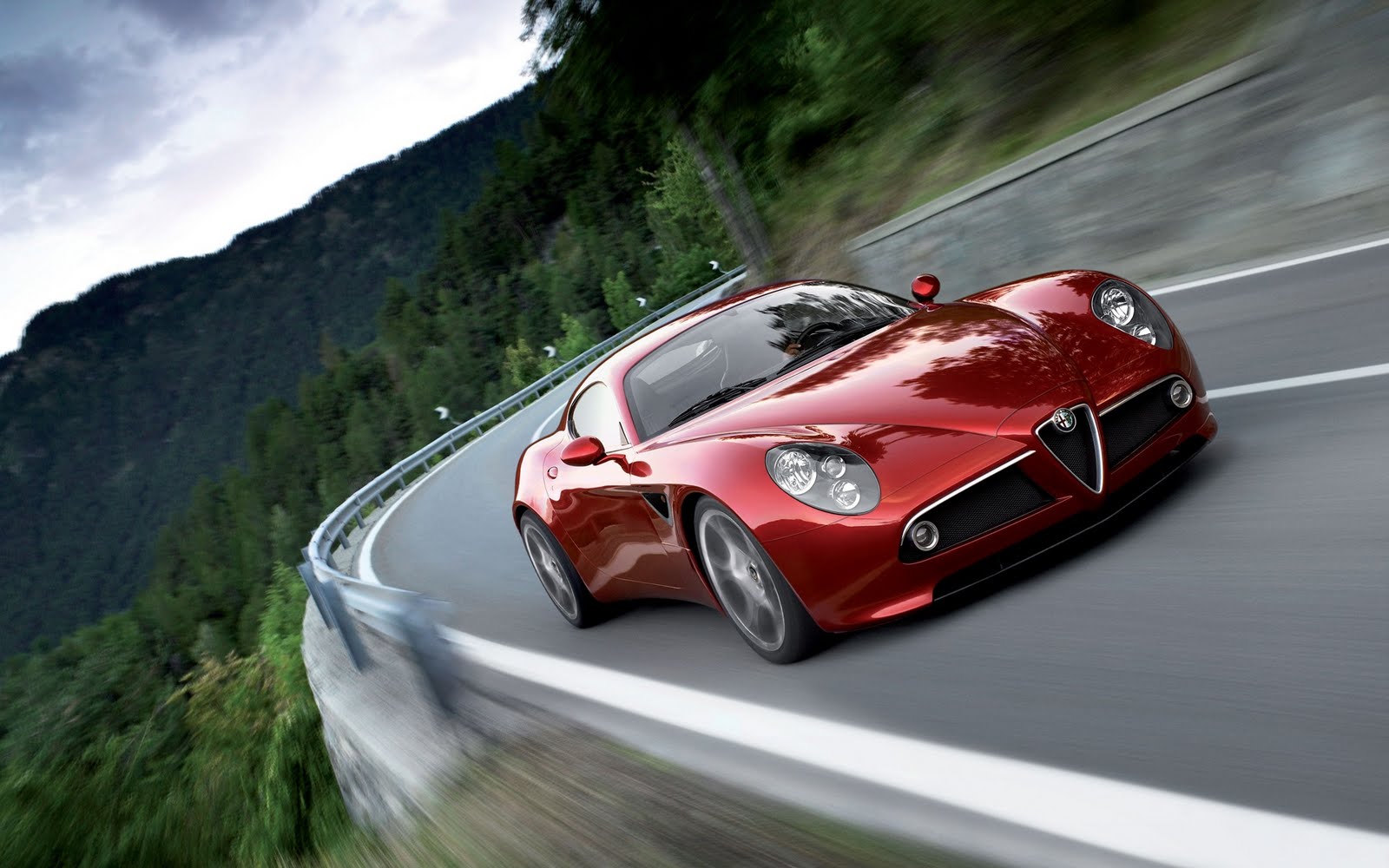 [Alfa-Romeo-8C-Competizione-widescreen-025.jpg]