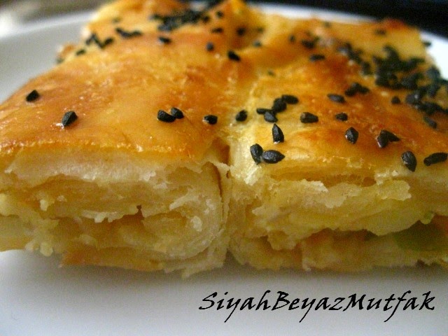 borek tarifleri El açması Patatesli Börek