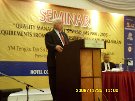 TAN SRI DATO MUHAMMAD ALI HASHIM