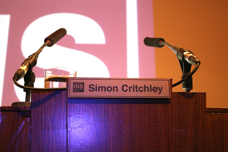[The+podium+-+Simon+copyRESIZE.jpg]