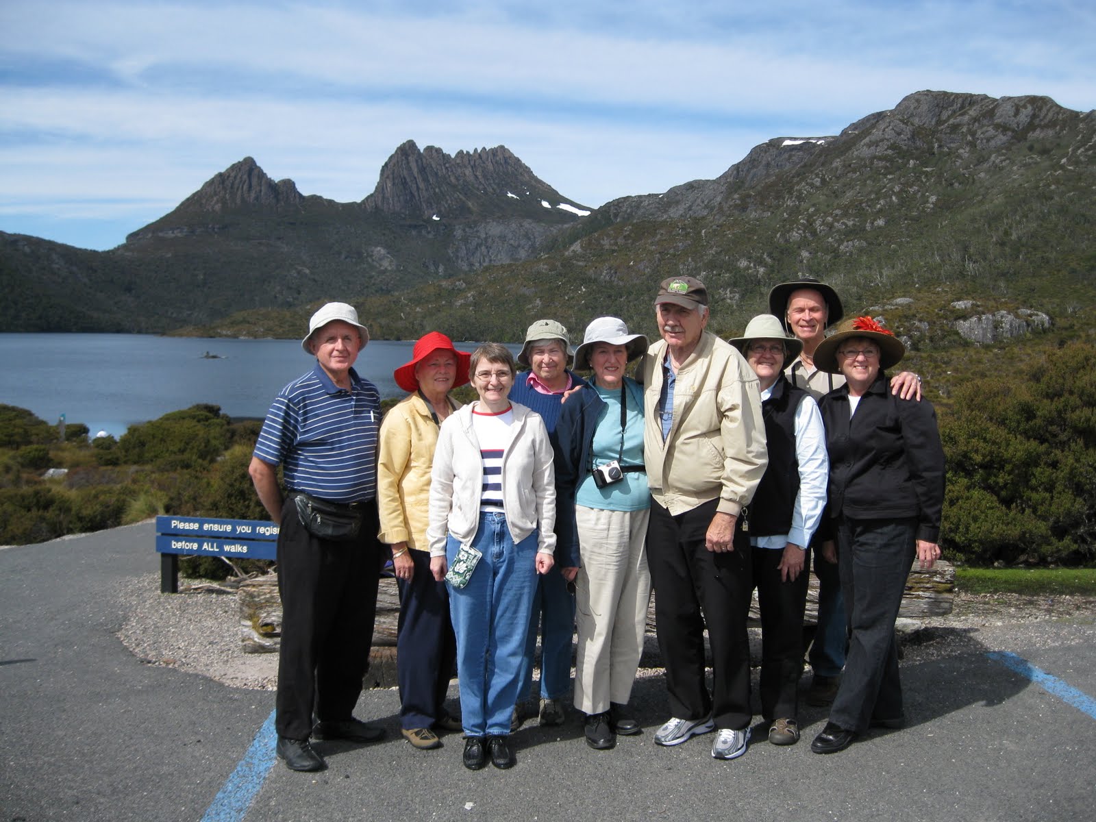 [Tasmanian+Tour+Group.JPG]