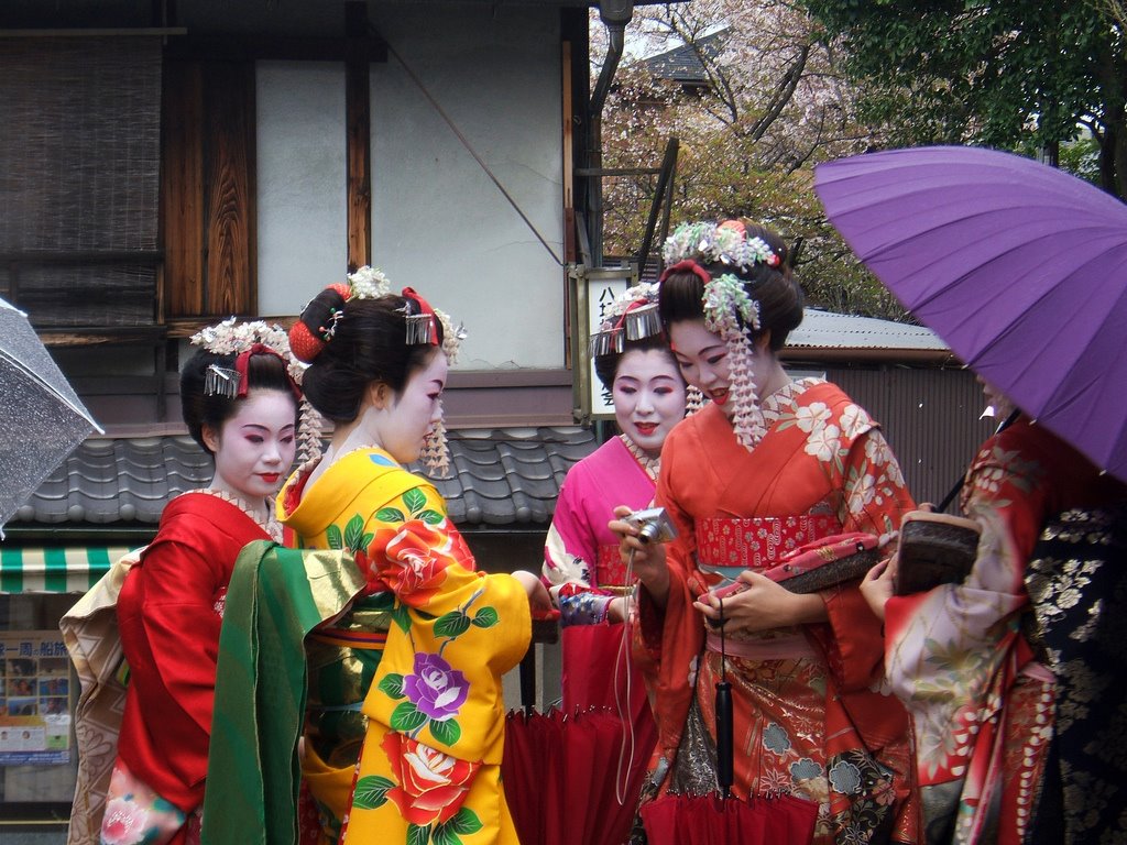 [188022817_e5d8e4e9b9_b.jpg]