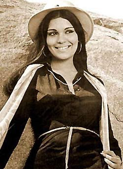 FSI Indian Sex Blog: A TRIBUTE TO ZEENAT AMAN 1970'S SEX GODESS-