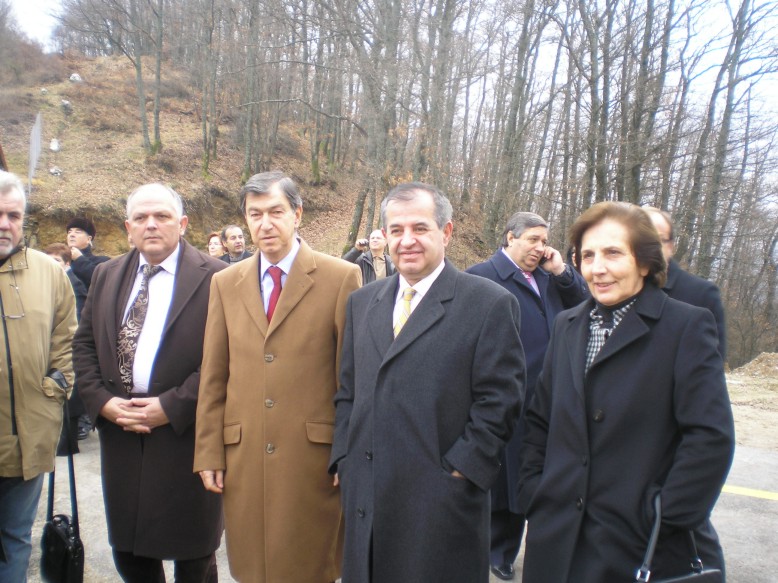 [P1010112.JPG]