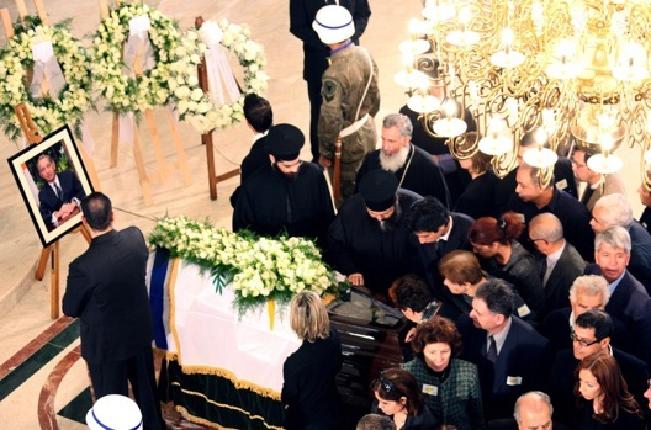 [ΣΟΡΟΣ+ΤΑΣΟΥ+ΠΑΠΑΔΟΠΟΥΛΟΥ.JPG]
