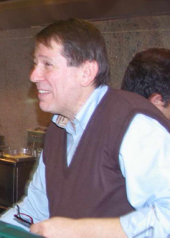 [ΤΣΙΑΚΙΡΟΓΛΟΥ.JPG]