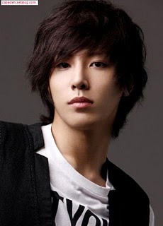 asian guy hairstyle 2010 6 Male Hair Style Trend 2010